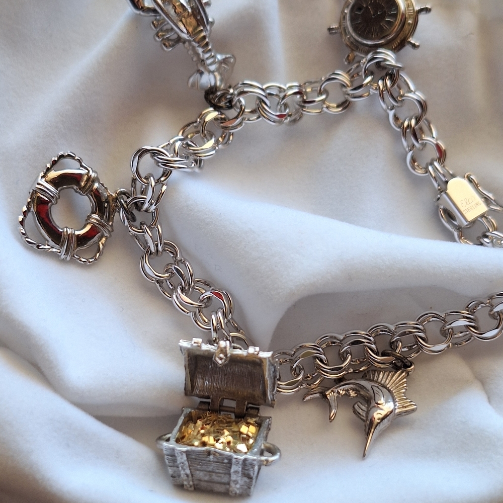 ELCO Nautical Sterling Silver Charm Bracelet 50s-60s - Picture 8 of 12